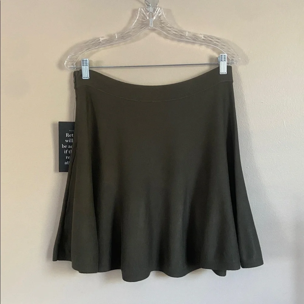 Tuckernuck HYACINTH HOUSE Olive Connie Knit Mini Skirt Large